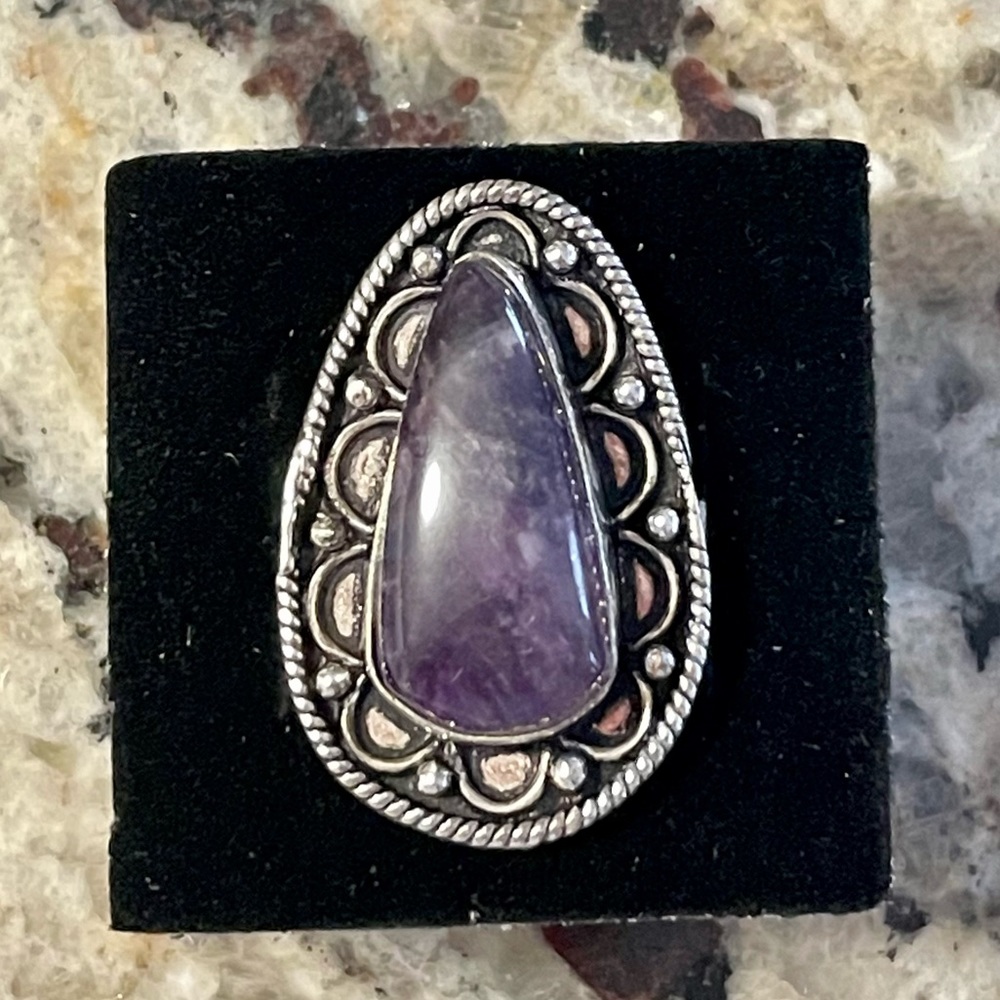 Amethyst Ring - Picture 5 of 7